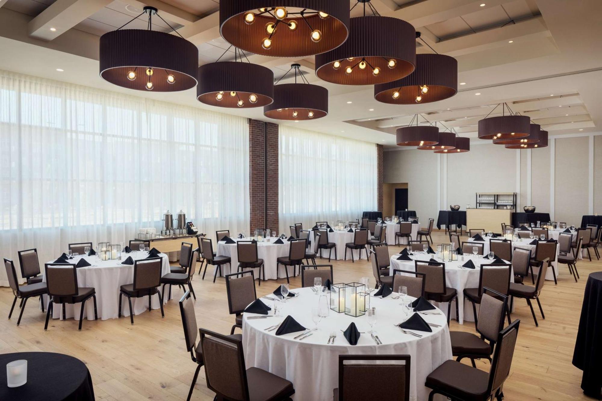 Canopy By Hilton Sioux Falls Downtown エクステリア 写真